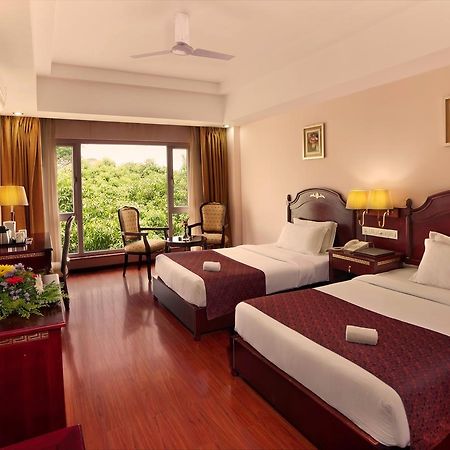 Mayur Aaditya Resort ダールワード エクステリア 写真