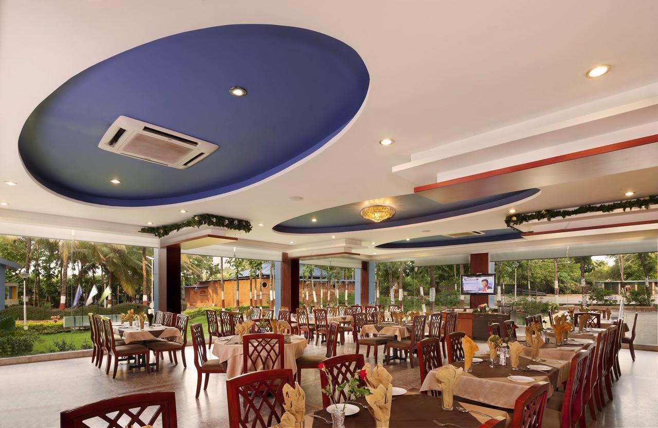 Mayur Aaditya Resort ダールワード エクステリア 写真