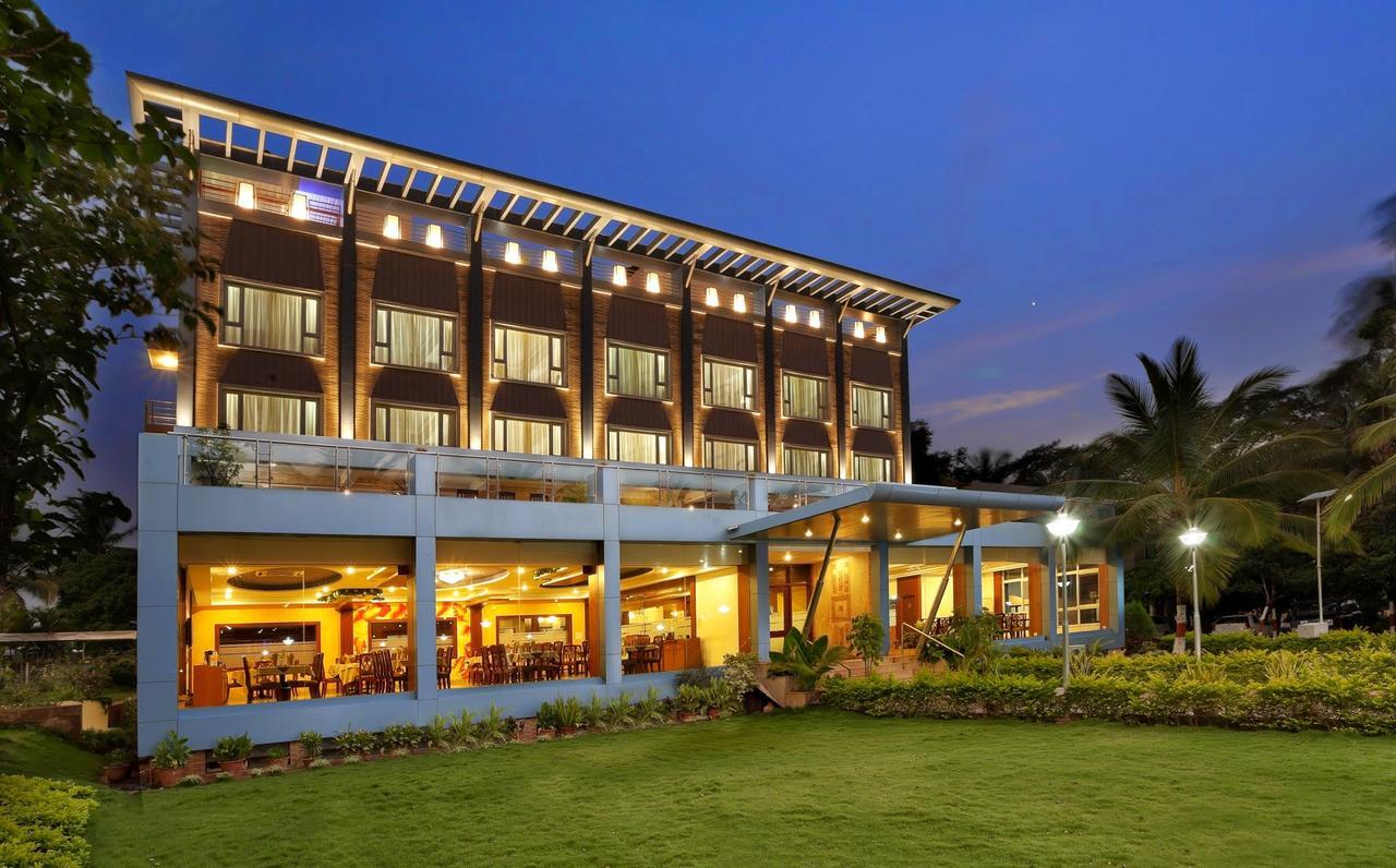 Mayur Aaditya Resort ダールワード エクステリア 写真